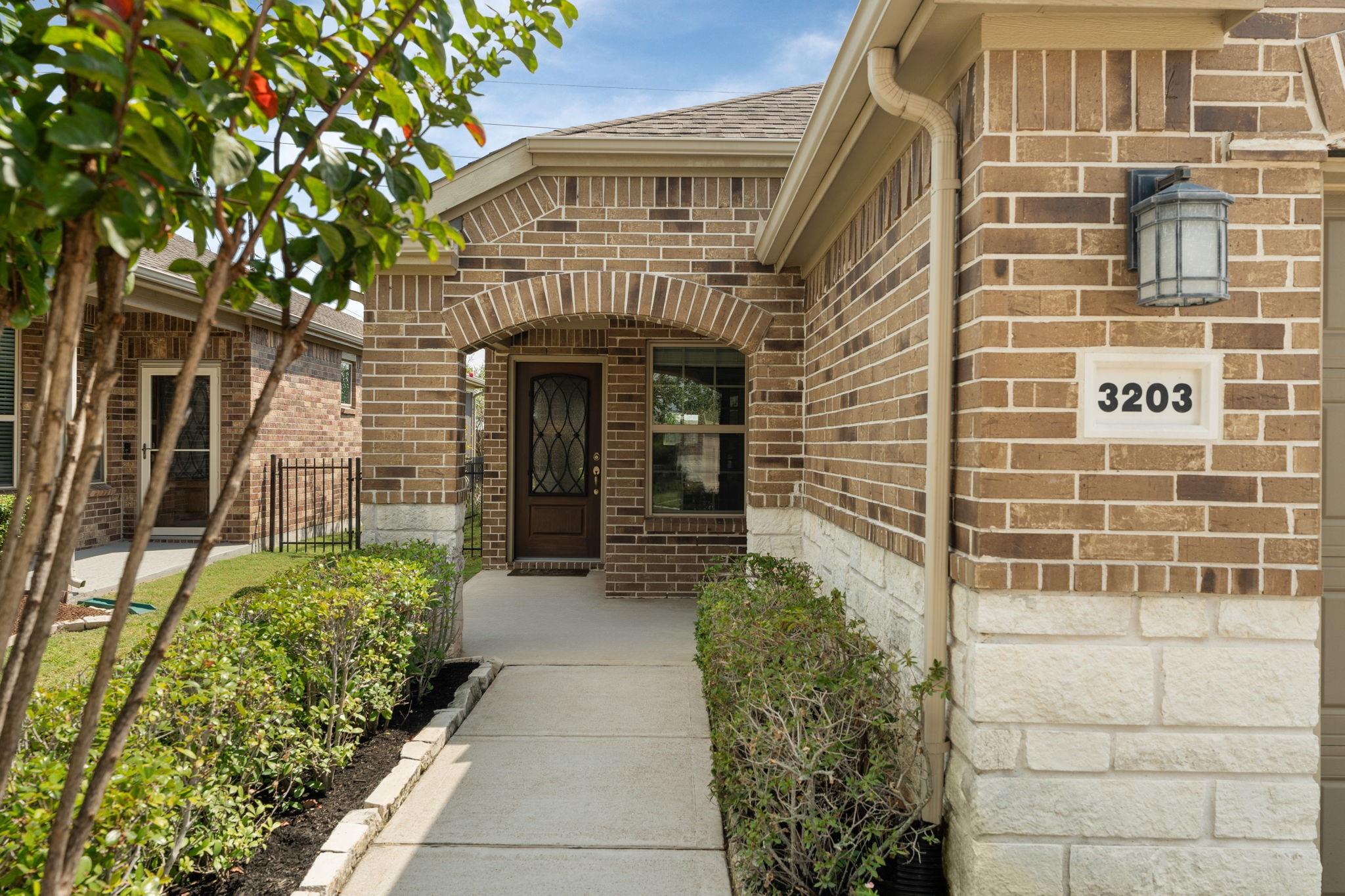 3203 Chimney Swift Lane