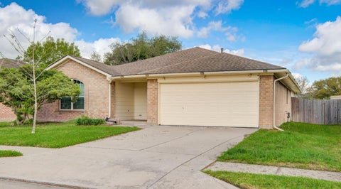 Photo of 17050 Clan Macintosh Drive, Houston, TX 77084 (MLS # 67099795)