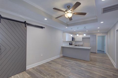 Tiny photo for 4220 Delhi Street, Houston, TX 77022 (MLS # 27249965)