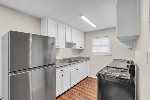 Photo of 4706 Yellowstone Boulevard #8, Houston, TX 77021 (MLS # 58070126)