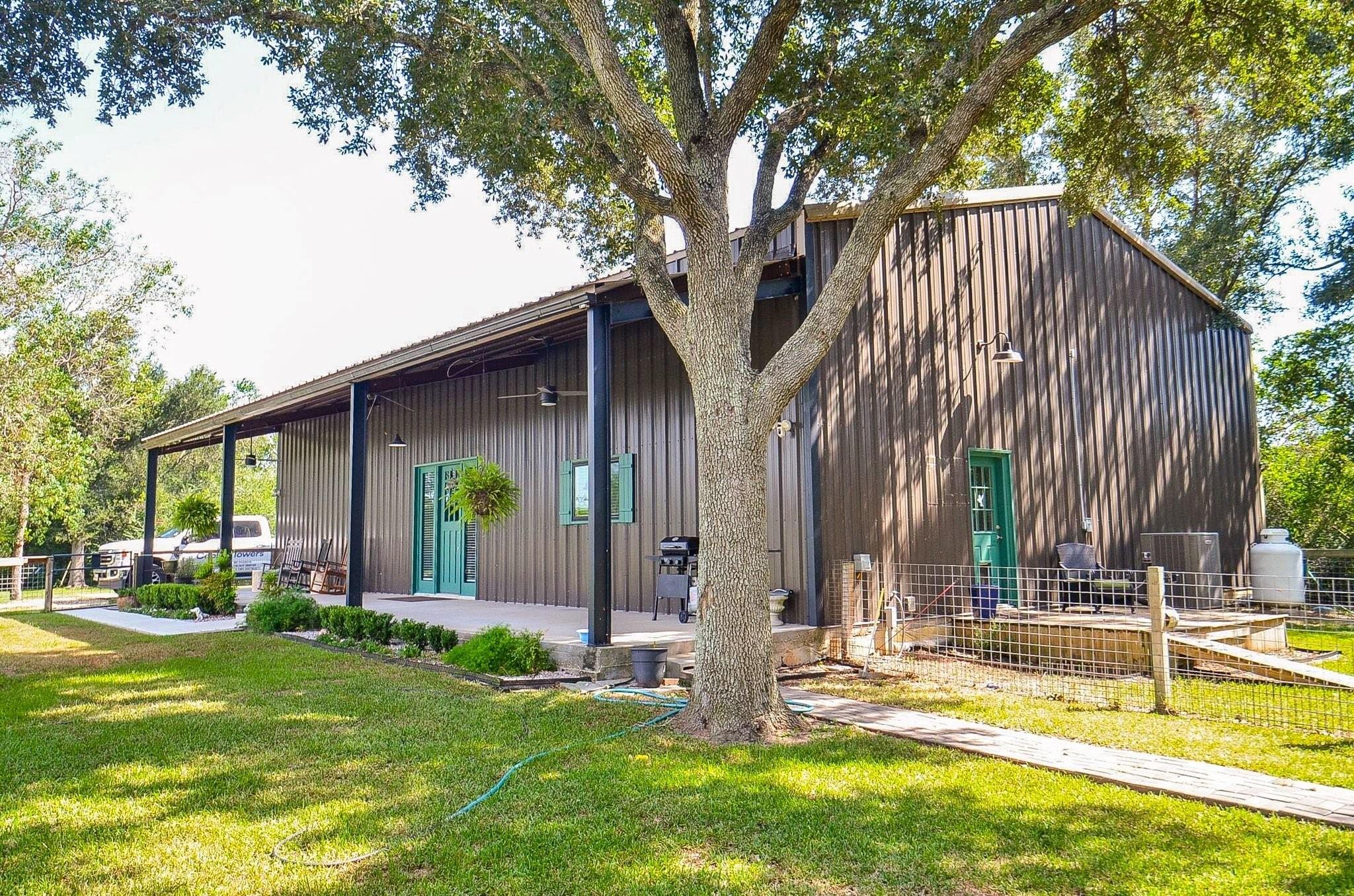 7834 County Road 255