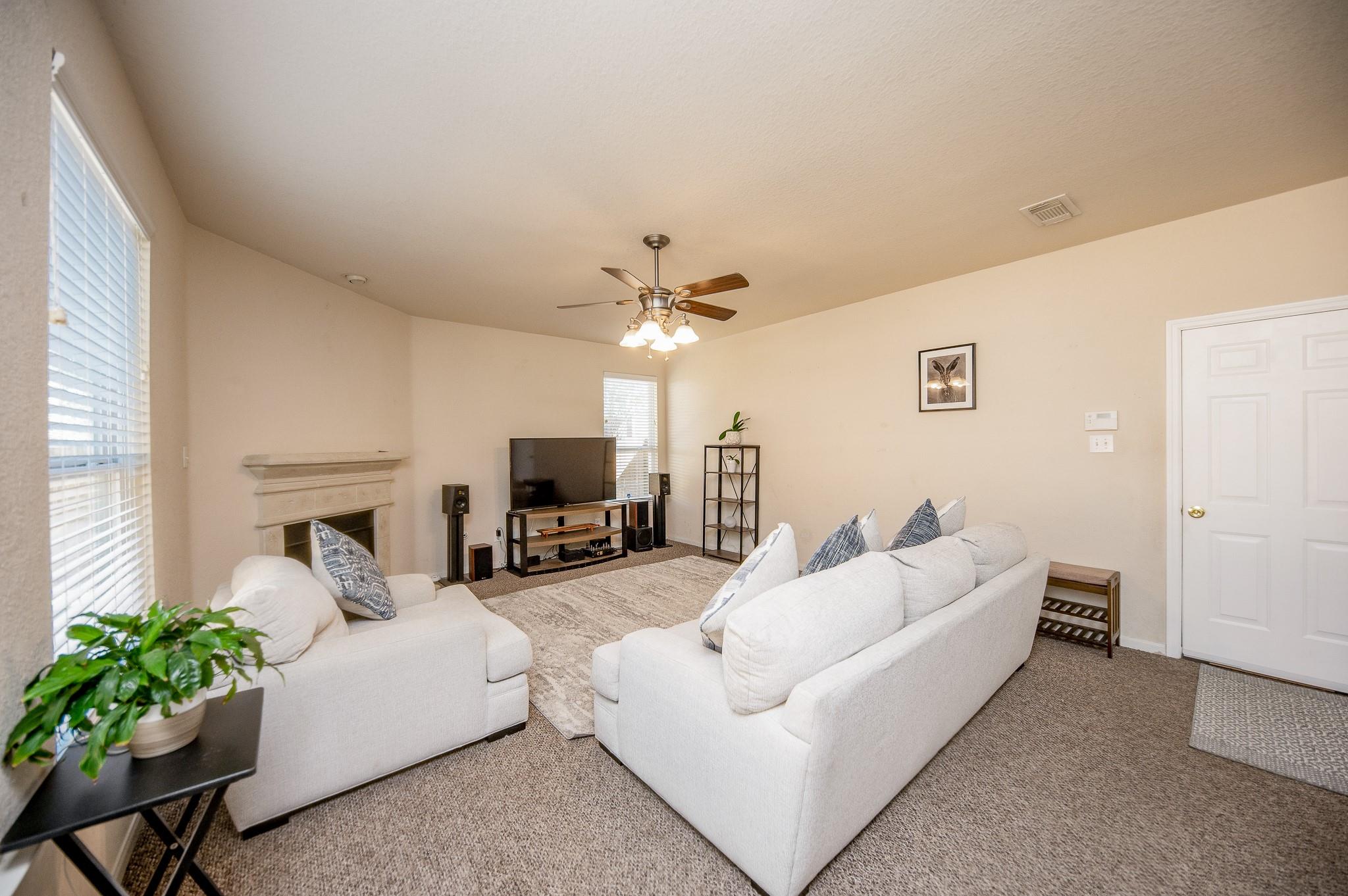 4609 Buescher Court