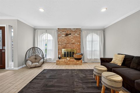 Photo of 10622 Bexley Drive, Houston, TX 77099 (MLS # 18215338)