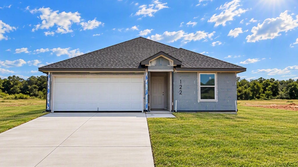 Photo of 122 Peluce Place, Caldwell, TX 77836 (MLS # 93654195)