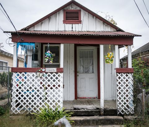 Photo of 7619 Avenue L, Houston, TX 77012 (MLS # 69305920)