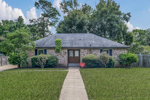 Photo of 27314 Farmcreek Drive, Huffman, TX 77336 (MLS # 10843180)