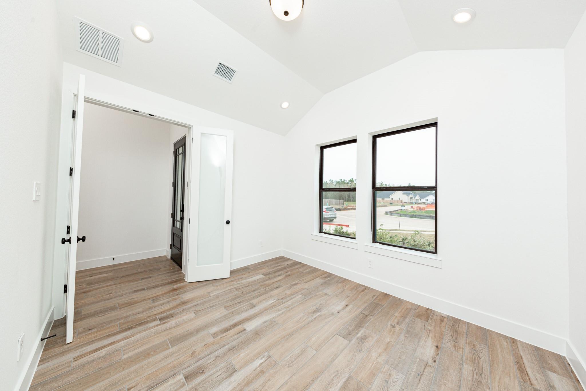 41406 Threadgill Way