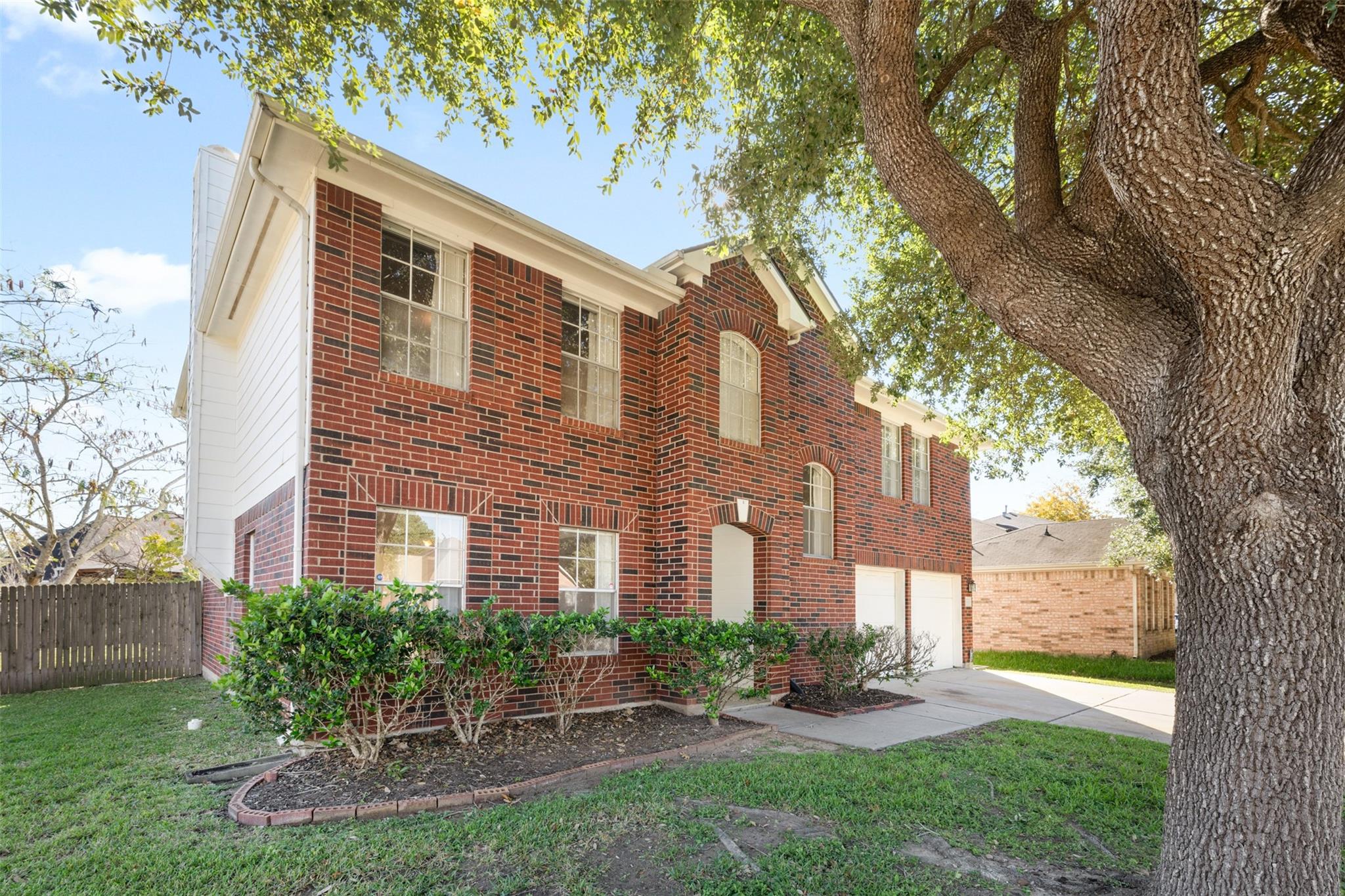 17103 Canterbury Green Court
