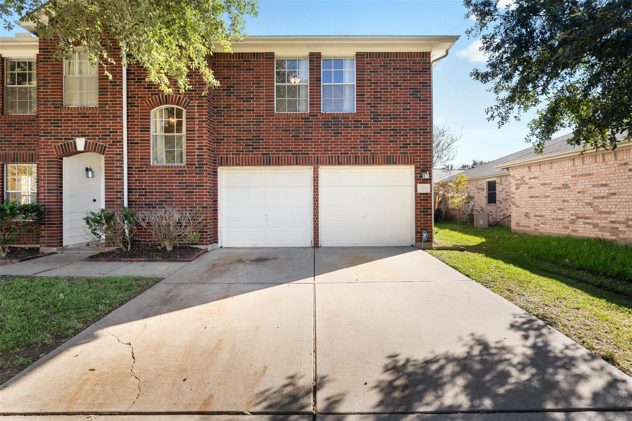 17103 Canterbury Green Court