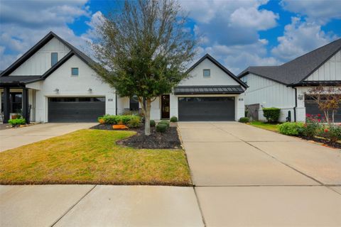 Photo of 11819 Tranquility Summit Drive, Cypress, TX 77433 (MLS # 333933)