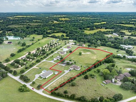 Photo of 325 O'malley Road, Brenham, TX 77833 (MLS # 34854140)
