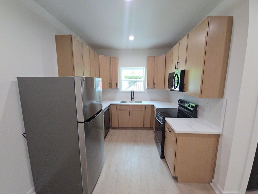 Photo of 8101 Venus Street #B, Houston, TX 77088 (MLS # 42670467)