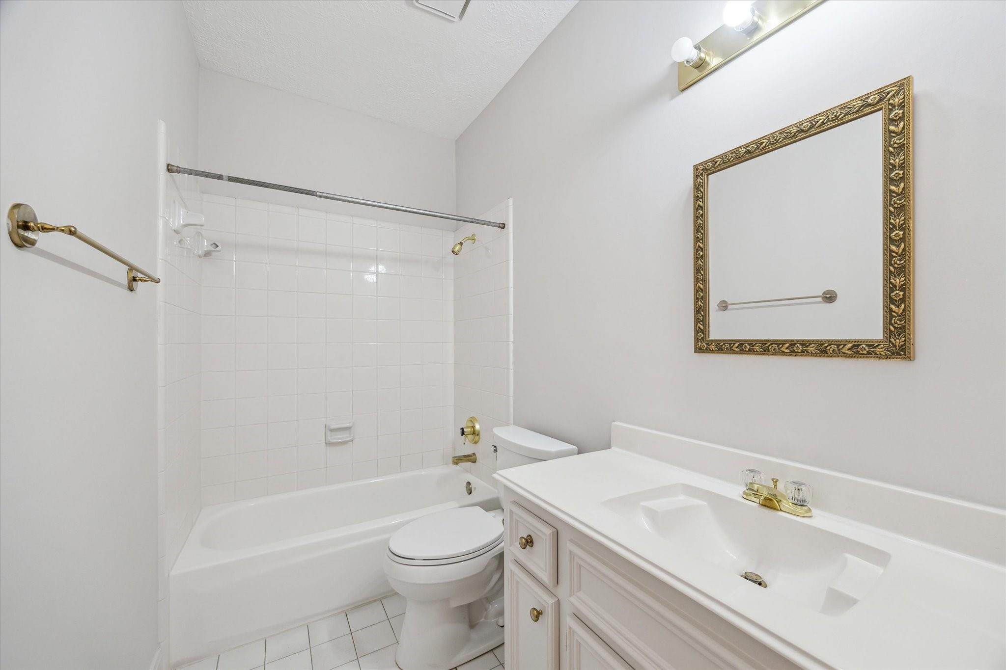 Sugar Land, Texas, 77479, United States, 5 Bedrooms Bedrooms, ,6 BathroomsBathrooms,Residential,Active,2016694