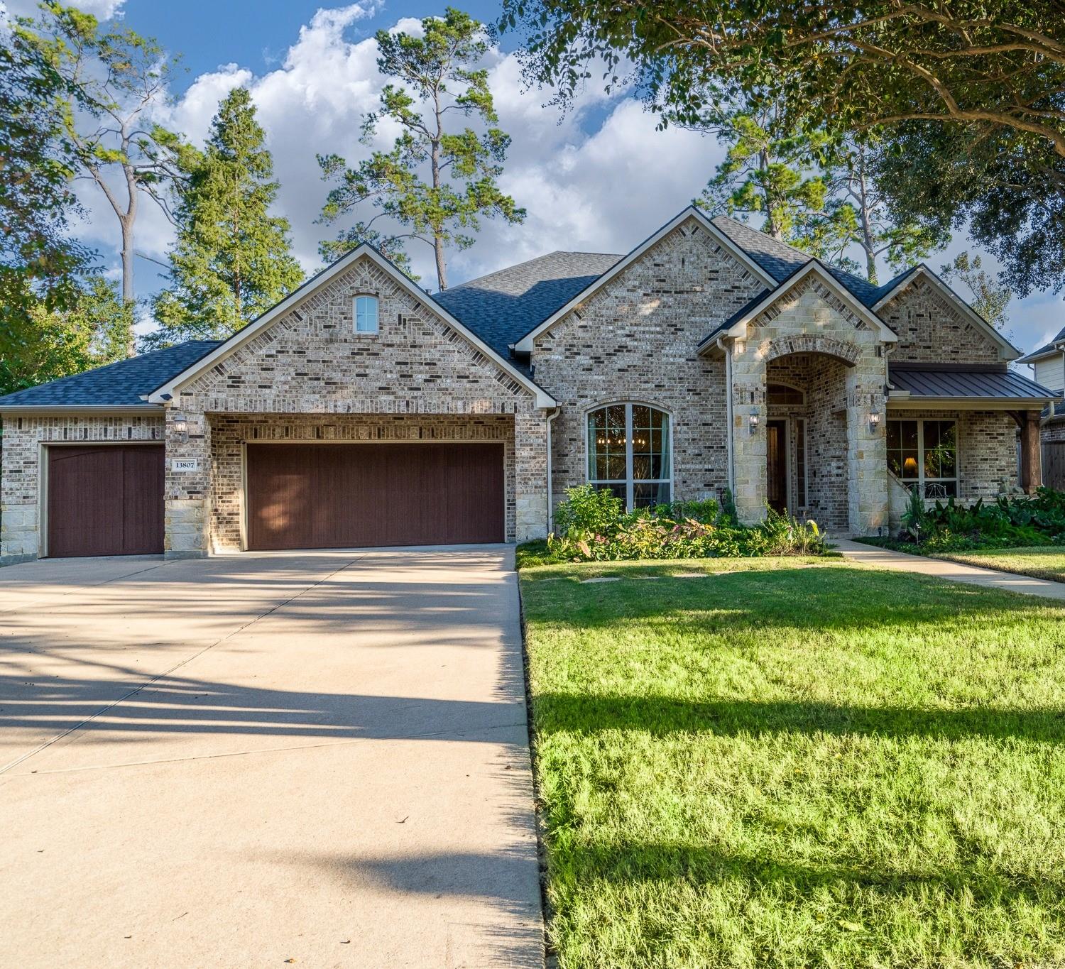 13807 Oak Fair Bend