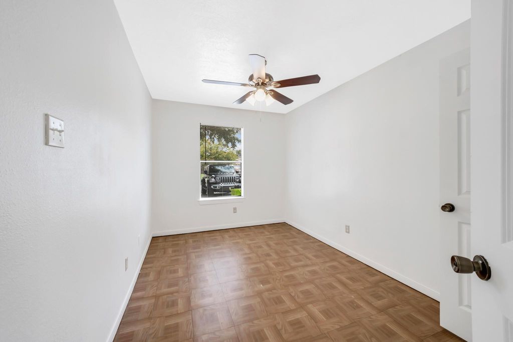 Photo of 308 Willowick Street, Tomball, TX 77375 (MLS # 9091311)