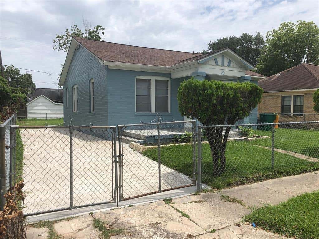 Photo of 20 Miriam Street, Baytown, TX 77520 (MLS # 63289253)
