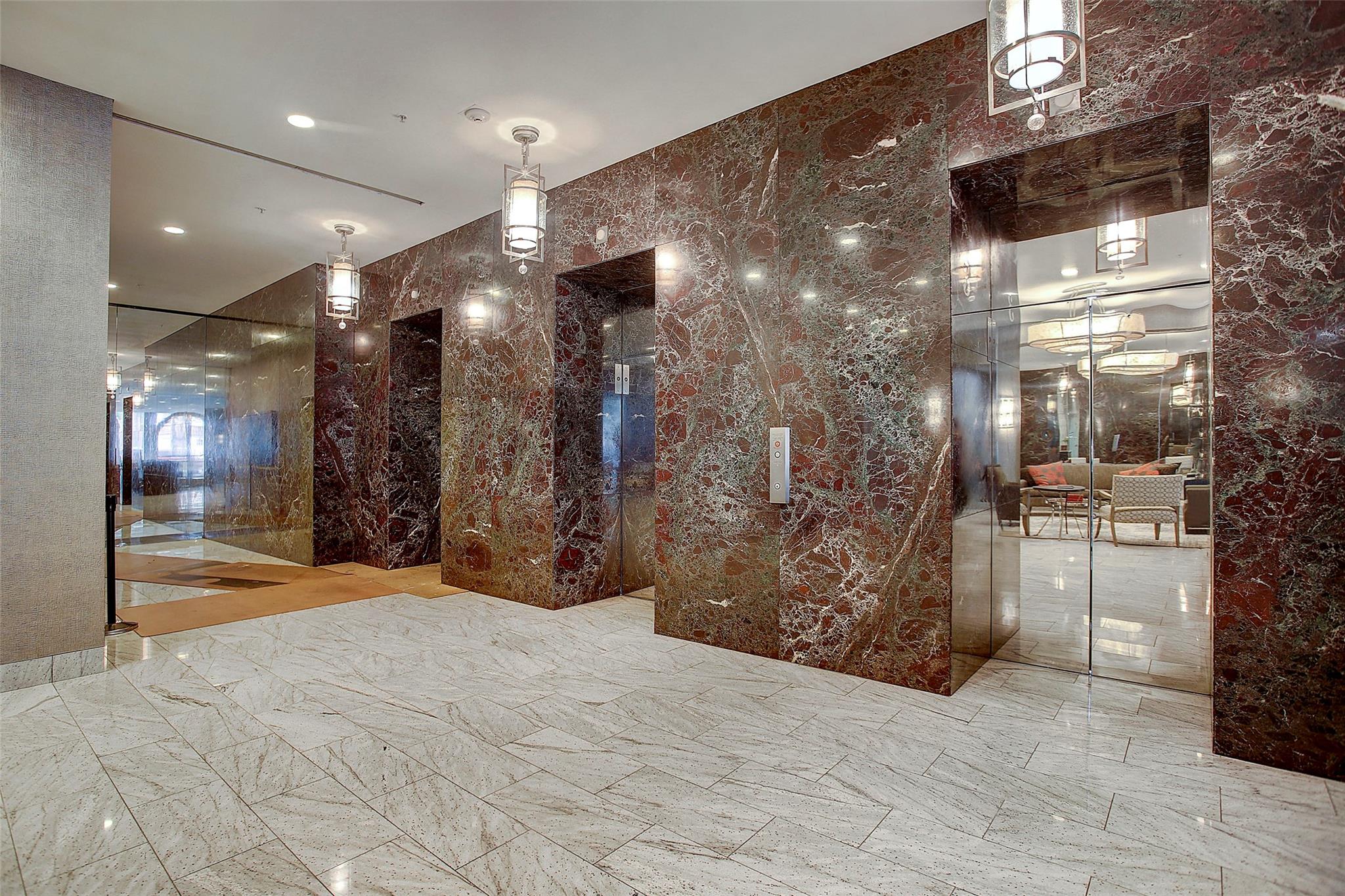 5000 Montrose Boulevard 21A