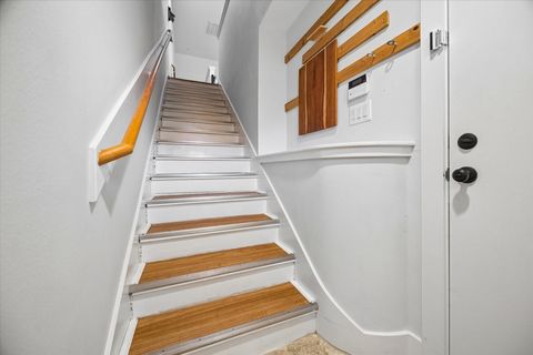 Tiny photo for 3501 Link Valley Drive #301, Houston, TX 77025 (MLS # 10982291)