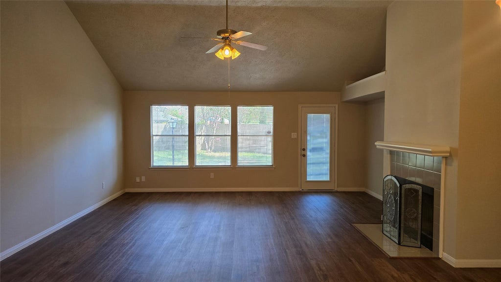 Photo of 11102 Fall Breeze Drive, Houston, TX 77064 (MLS # 32494433)