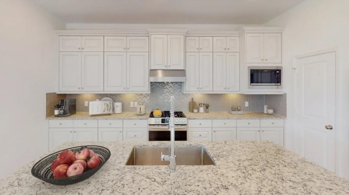 2812 Ravine Bluffs Court