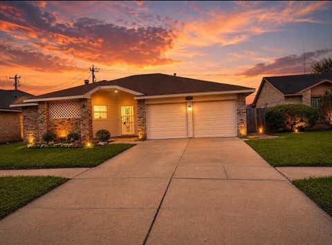 Homes For Sale - 5507 Santa Christi Drive<br/> Fort Bend County, Houston, TX 77053