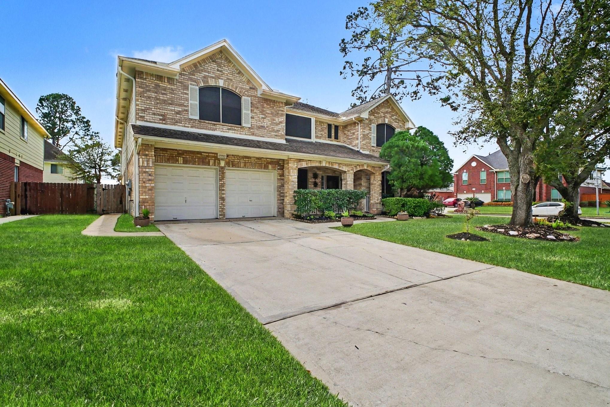 15302 Plantation Glen Park