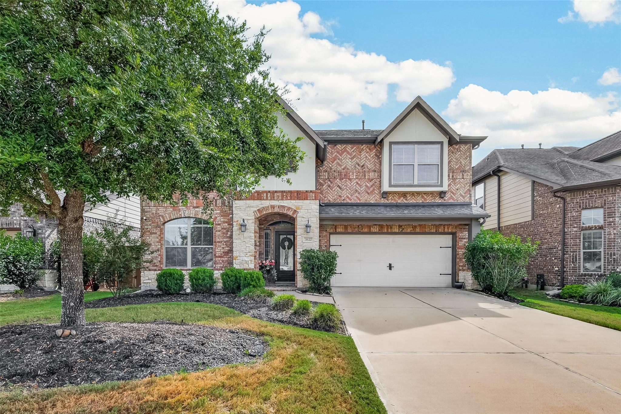 3527 Chestnut Grove Lane