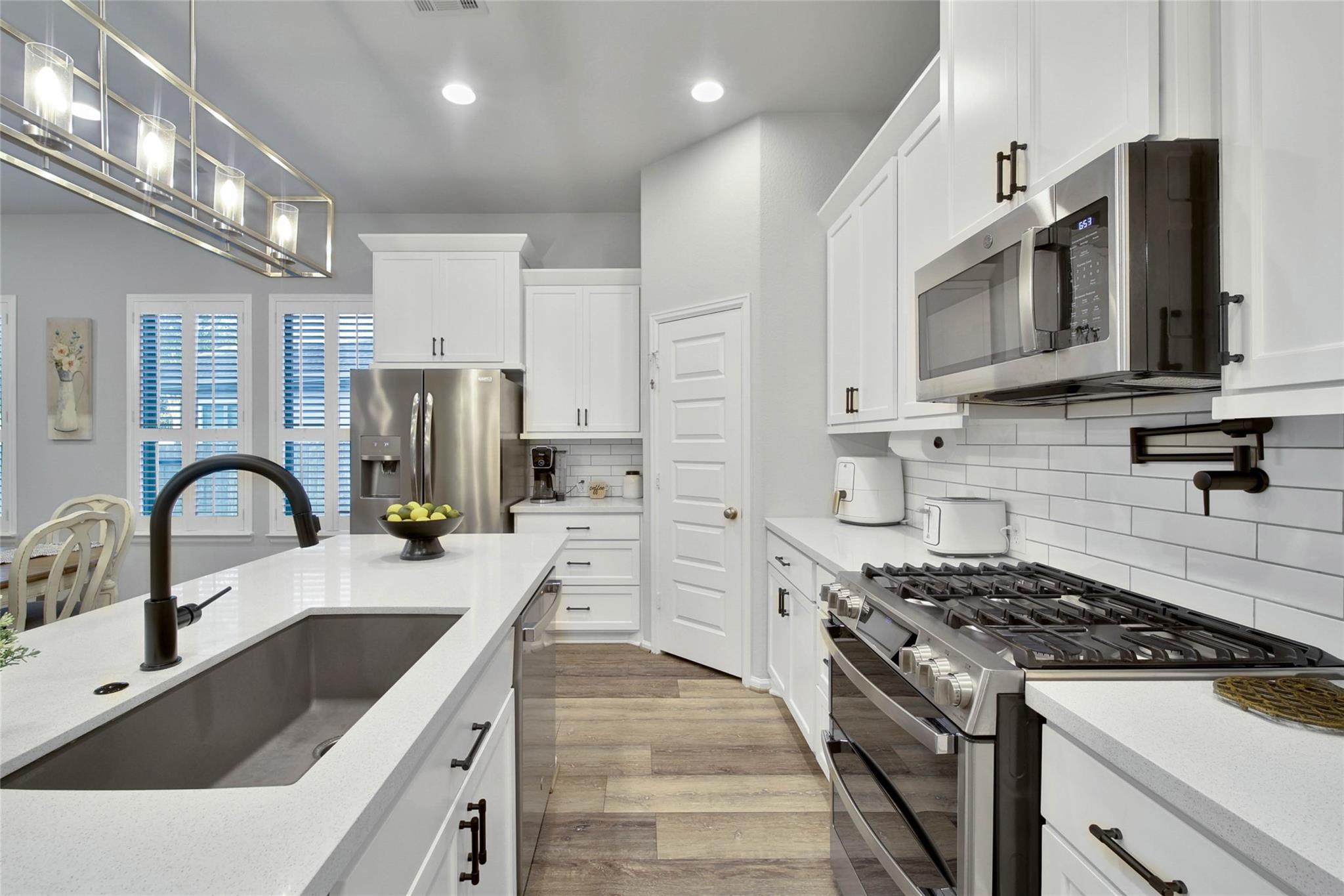 352 Rise Lane