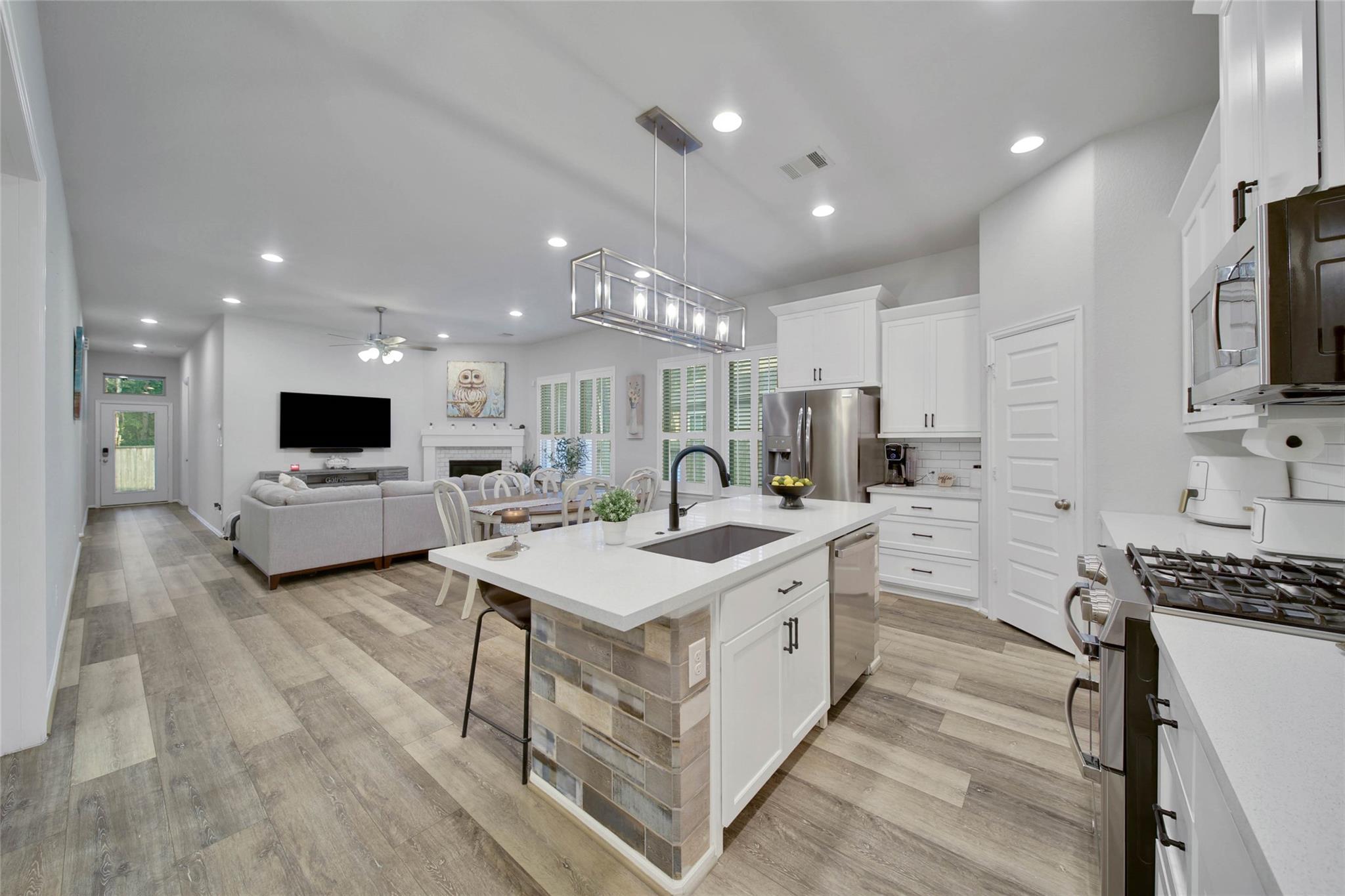 352 Rise Lane
