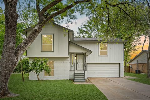 Photo of 16314 Timber Valley Drive, Houston, TX 77070 (MLS # 19281393)