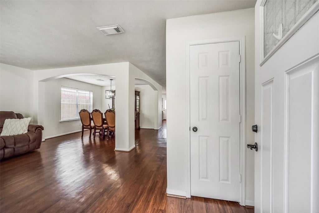 Photo of 5014 Winding View Lane, Humble, TX 77346 (MLS # 7066230)