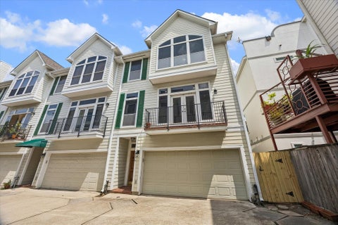 Photo of 1334 Fairview Avenue, Houston, TX 77006 (MLS # 95399970)