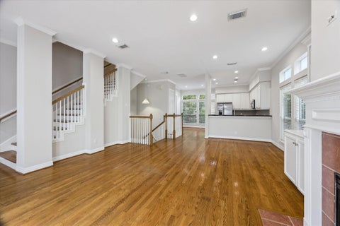 Photo of 1334 Fairview Avenue, Houston, TX 77006 (MLS # 95399970)