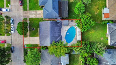Photo of 15103 Weil Place, Houston, TX 77060 (MLS # 94753984)
