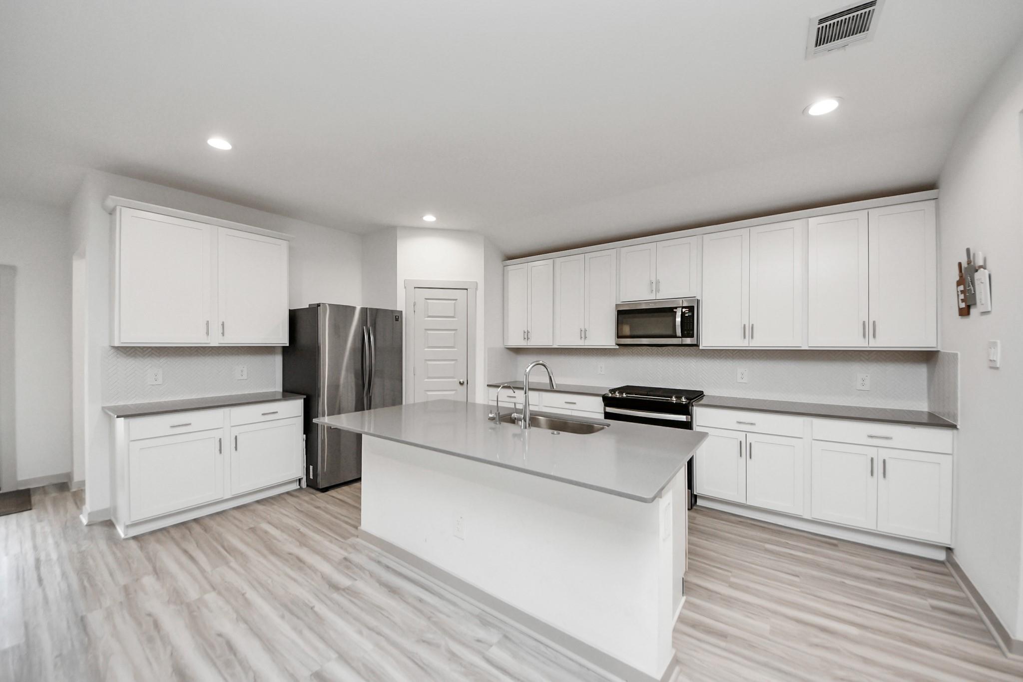 1130 Hyde Lake Lane
