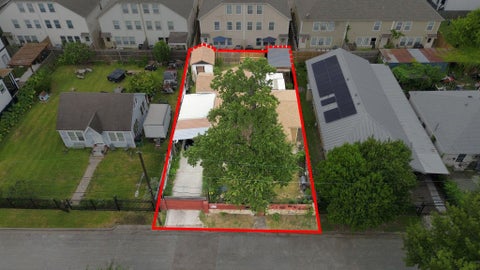 Photo of 1205 Armstead Street, Houston, TX 77009 (MLS # 71455189)