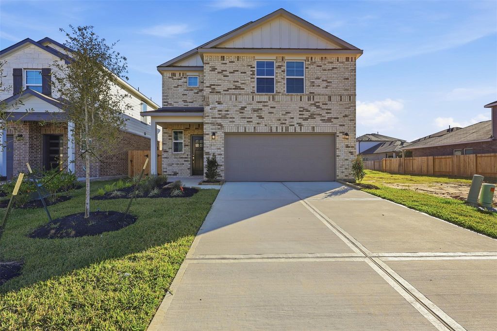 Photo of 211 Brazen Forest Trail Trl, Magnolia, TX 77354 (MLS # 58464567)