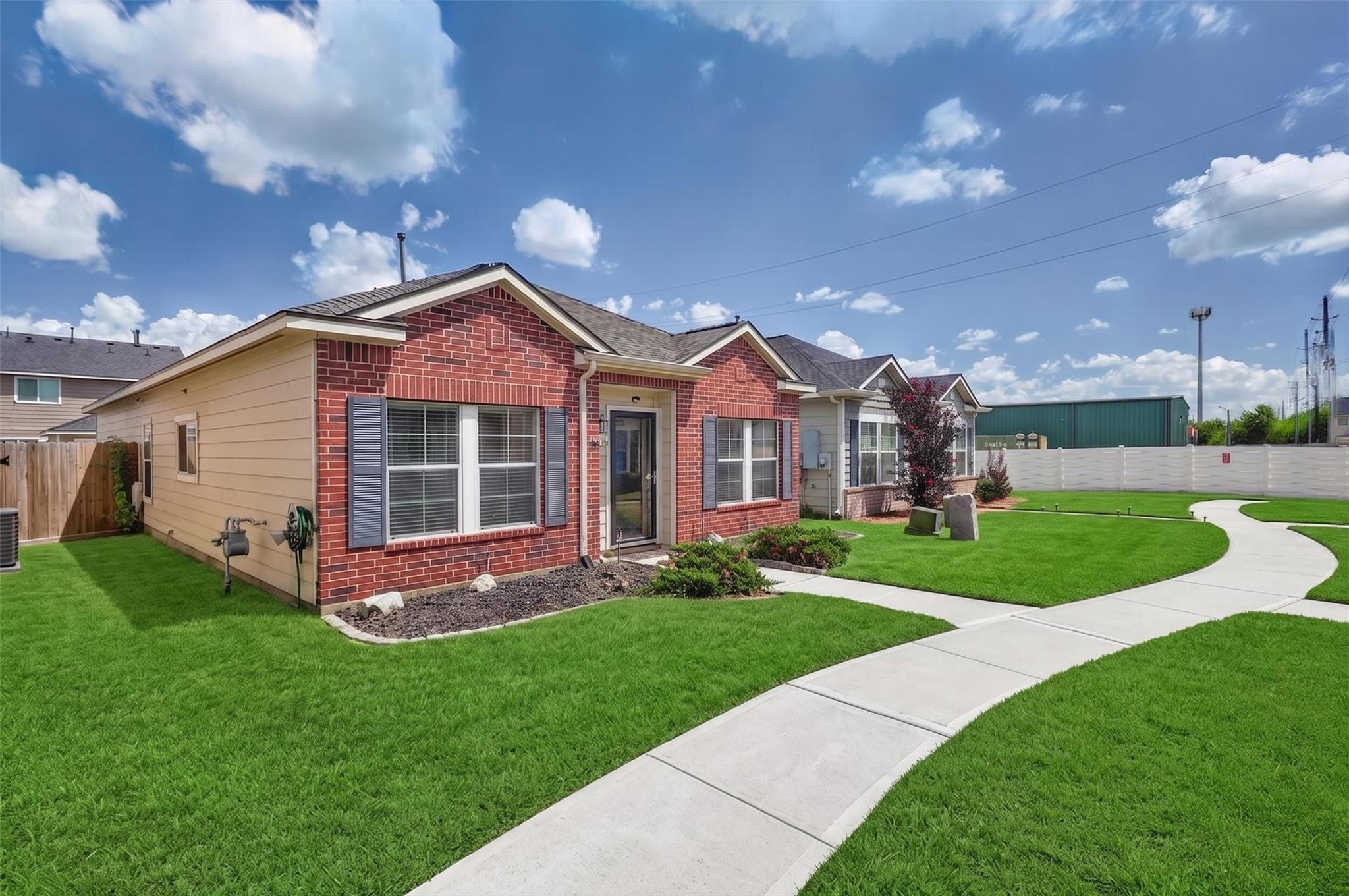 20519 Sycamore Crest Lane