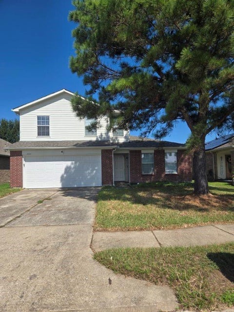 Photo of 5331 Cilantro Lane, Baytown, TX 77521 (MLS # 12237867)