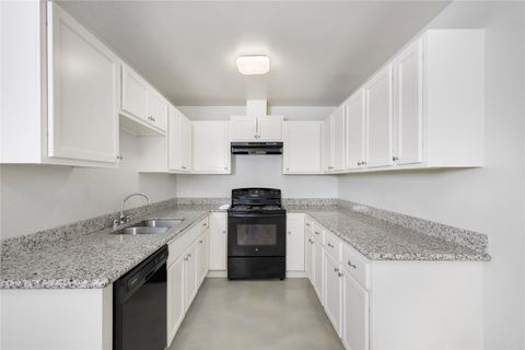 Photo of 634 Luke Street #B, Dayton, TX 77535 (MLS # 19758275)