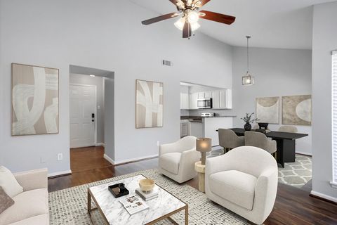 Photo of 10075 Westpark Drive #17, Houston, TX 77042 (MLS # 94135583)