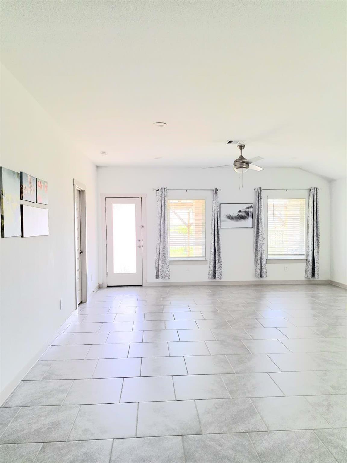 28955 Yachting Point Lane