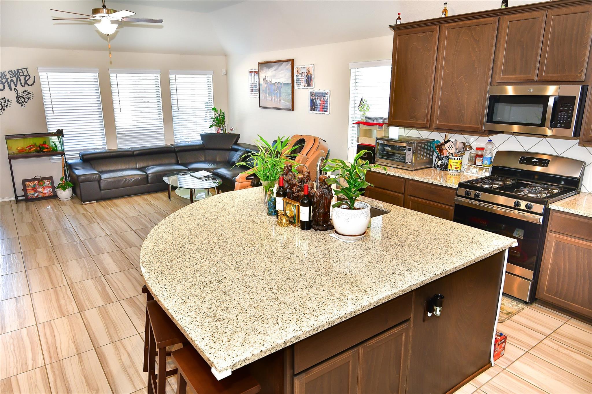 20430 Windcrest Colony Trail