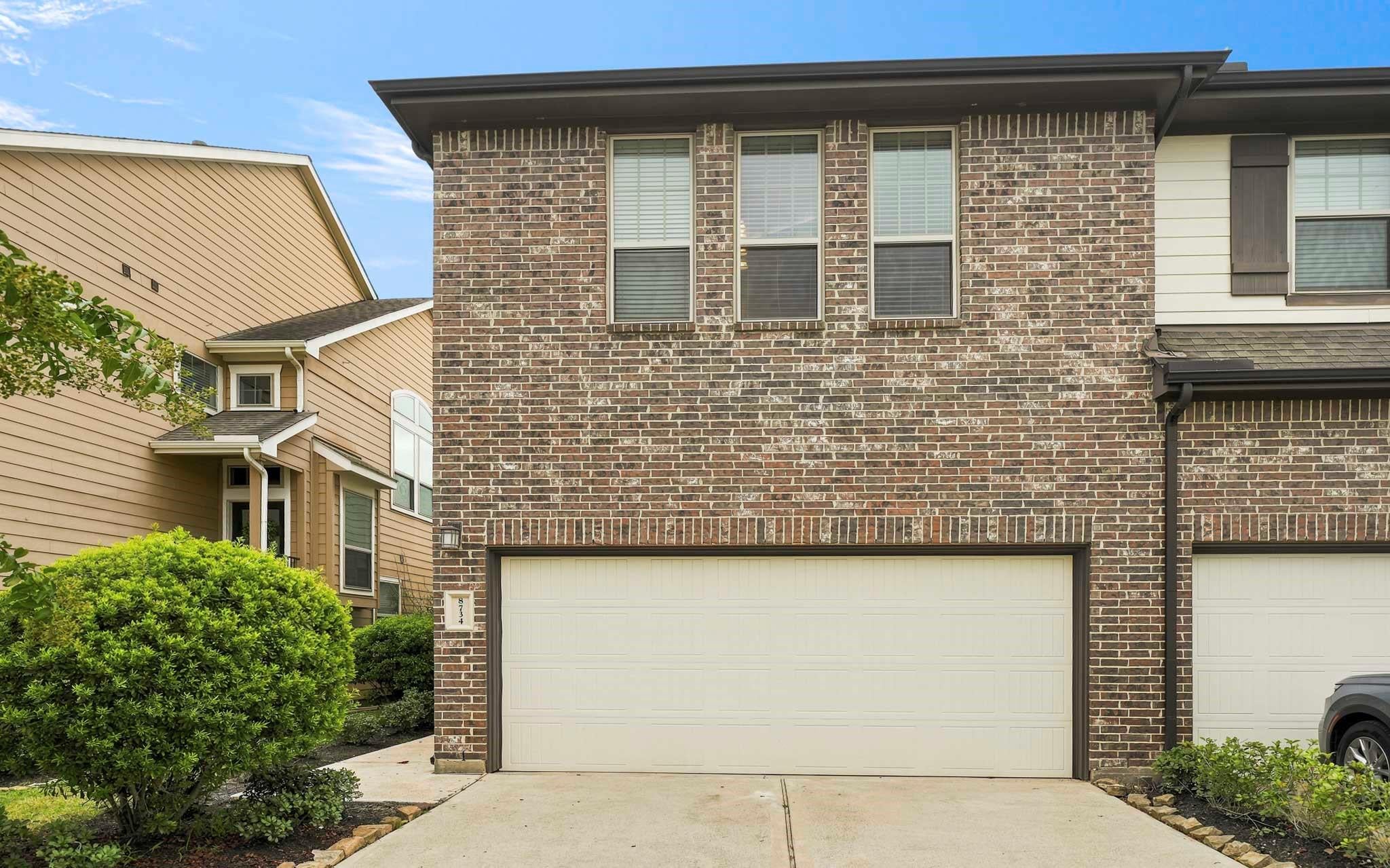 8734 Laurel Crest Drive