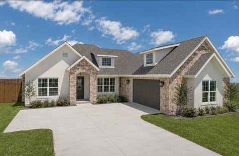 Photo of 1707 Twin Oaks Circle, Brenham, TX 77833 (MLS # 31077368)