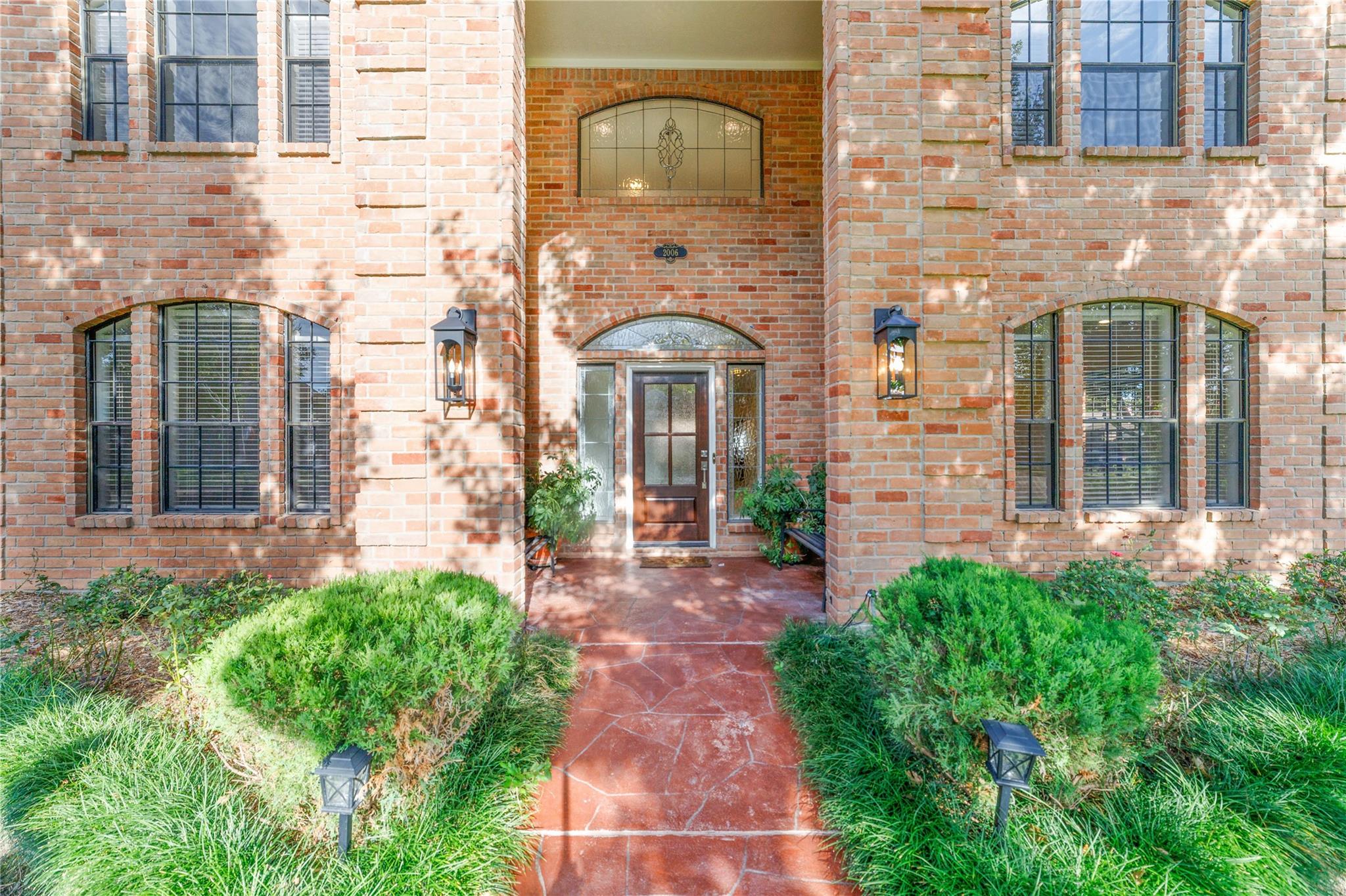 2006 Woodland Drive