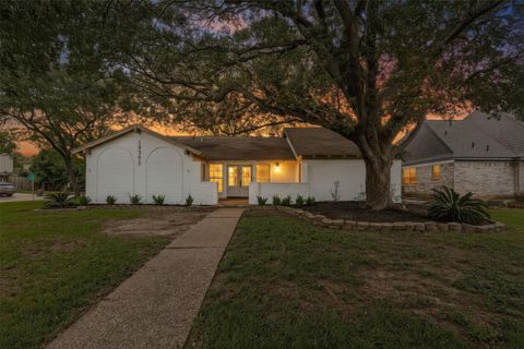 Photo of 10903 Holly Springs Drive, Houston, TX 77042 (MLS # 78478787)