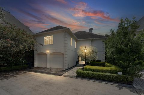 Photo of 7 Marilane Street, Houston, TX 77007 (MLS # 87262073)