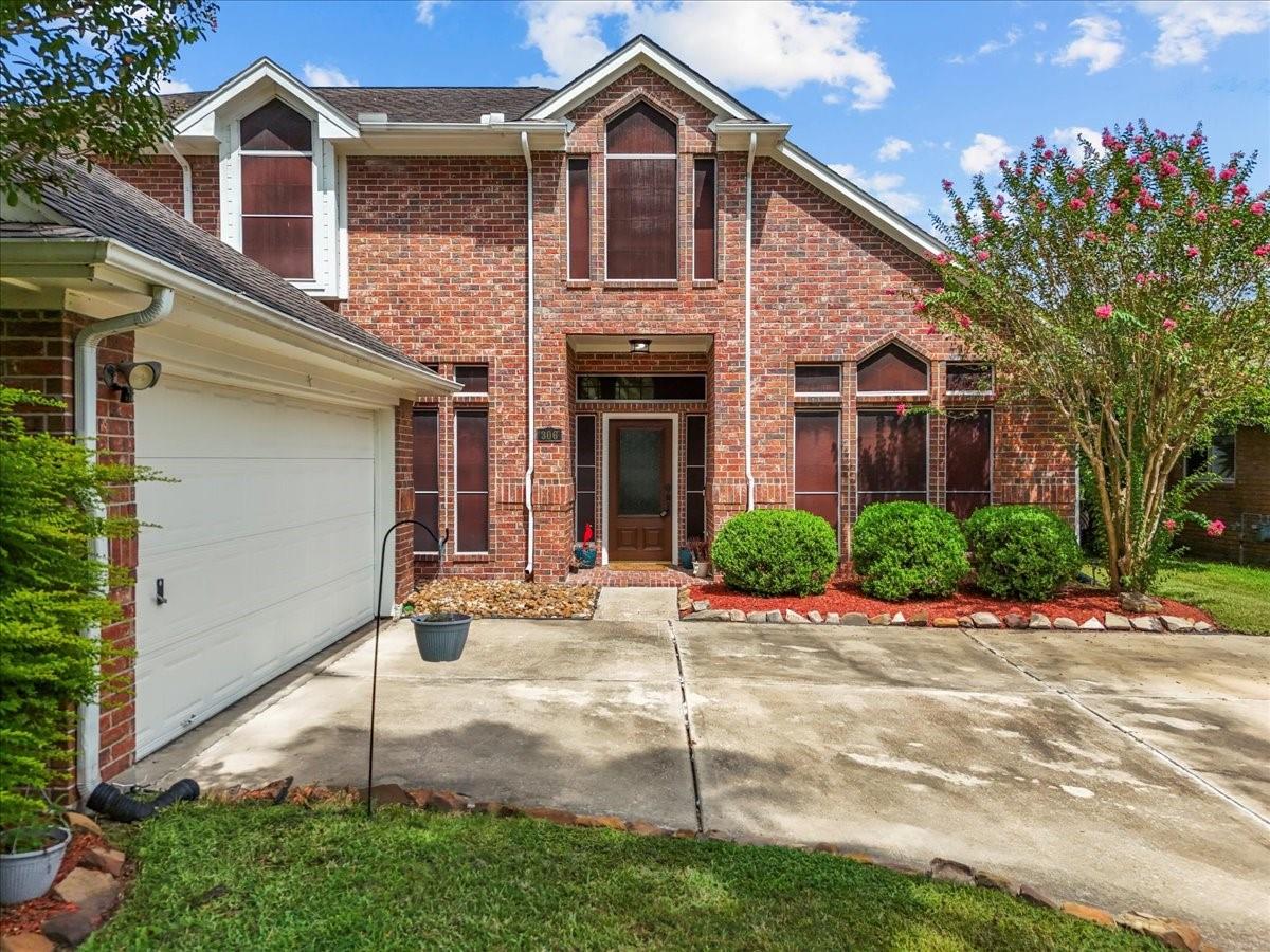 306 Vantage Pointe Circle