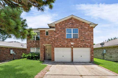 Homes For Sale - 11819 S Brenton Knoll Drive<br/> Tomball, TX 77375